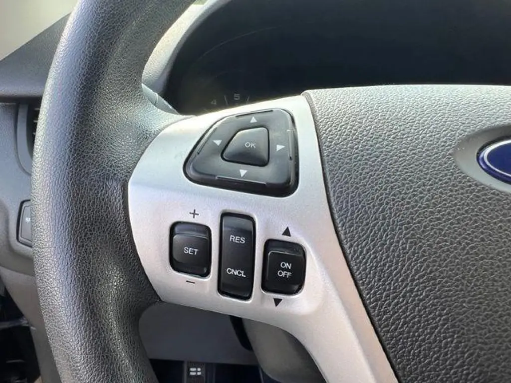 Ford Edge 2013 SE 4p Crossover