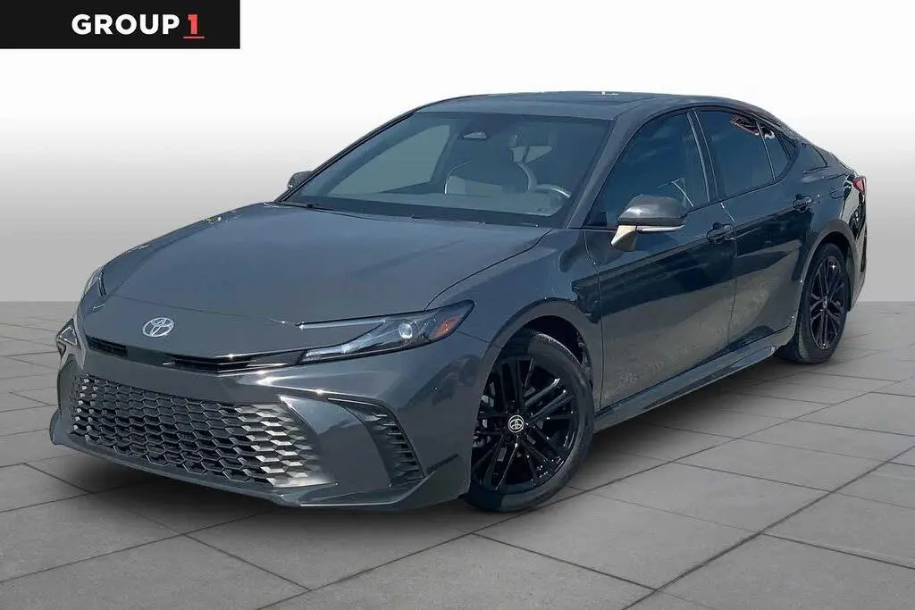 Toyota Camry 2025 SE 4p Sedan