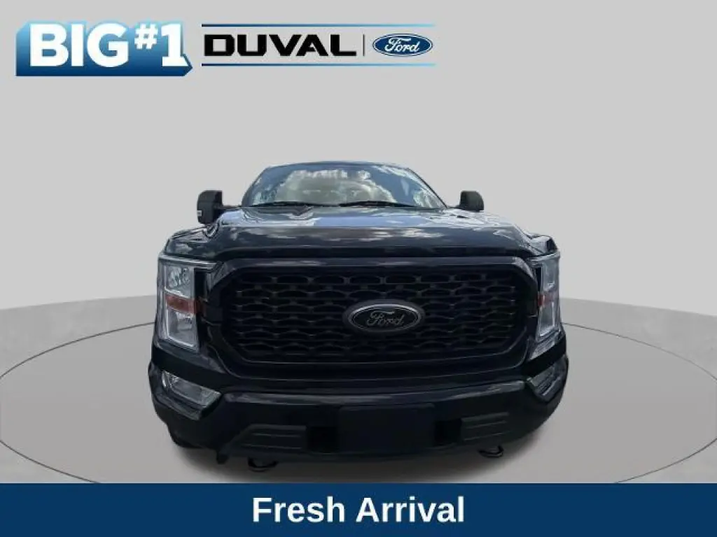 Ford F-150 2022 4x4 XL 4 puertas SuperCrew batea corta de 5.5 pies