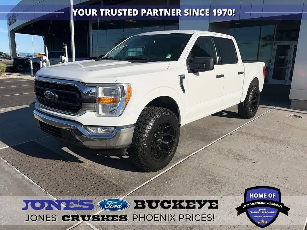 Ford F-150 2022 4x2 XLT 4dr SuperCrew Caja Estándar de 5.5 pies