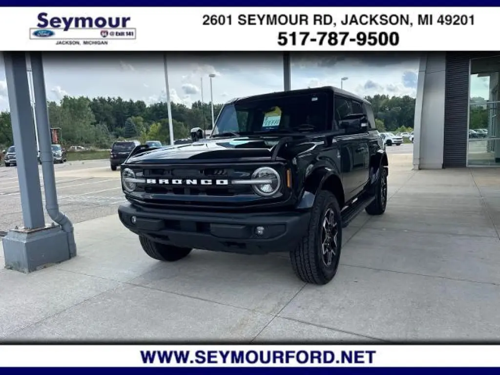 Ford Bronco 2024 4x4 Outer Banks SUV de 4 puertas