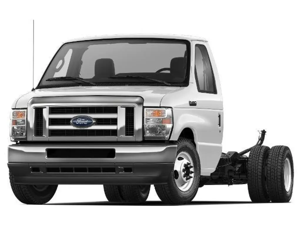 Ford Serie E 2023 E-450 SD 2p 158 in. LC DRW Chasis de Cortesía