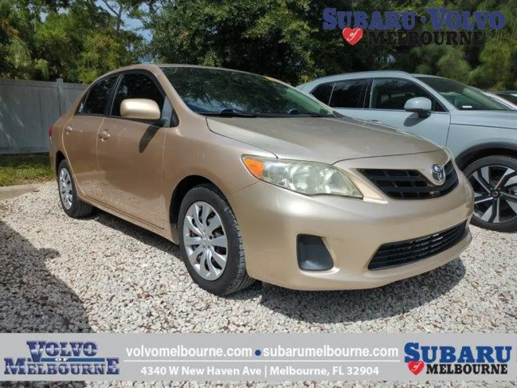 Toyota Corolla 2013 LE Sedán 4p 4A