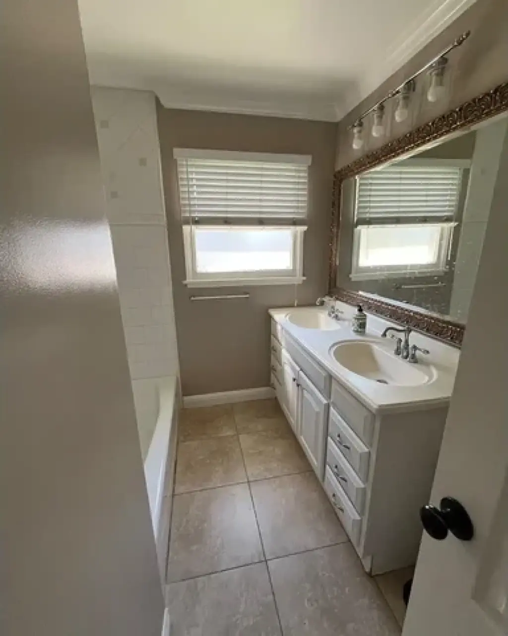 Your dream house awaits you!!!