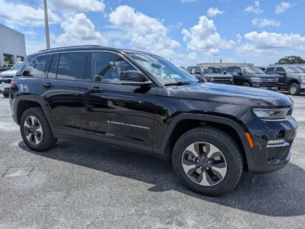 Jeep Grand Cherokee 2024 4x4 4xe 4p SUV