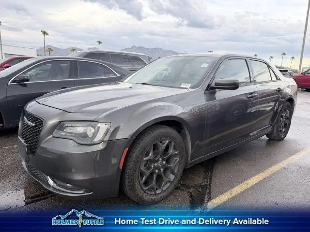 Chrysler 300 2019 AWD S 4p Sedan