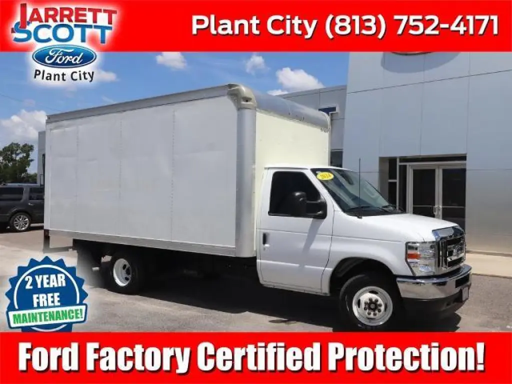 Ford E-Series 2024 E-350 SD 2dr 138 in. WB SRW Chasis Corto