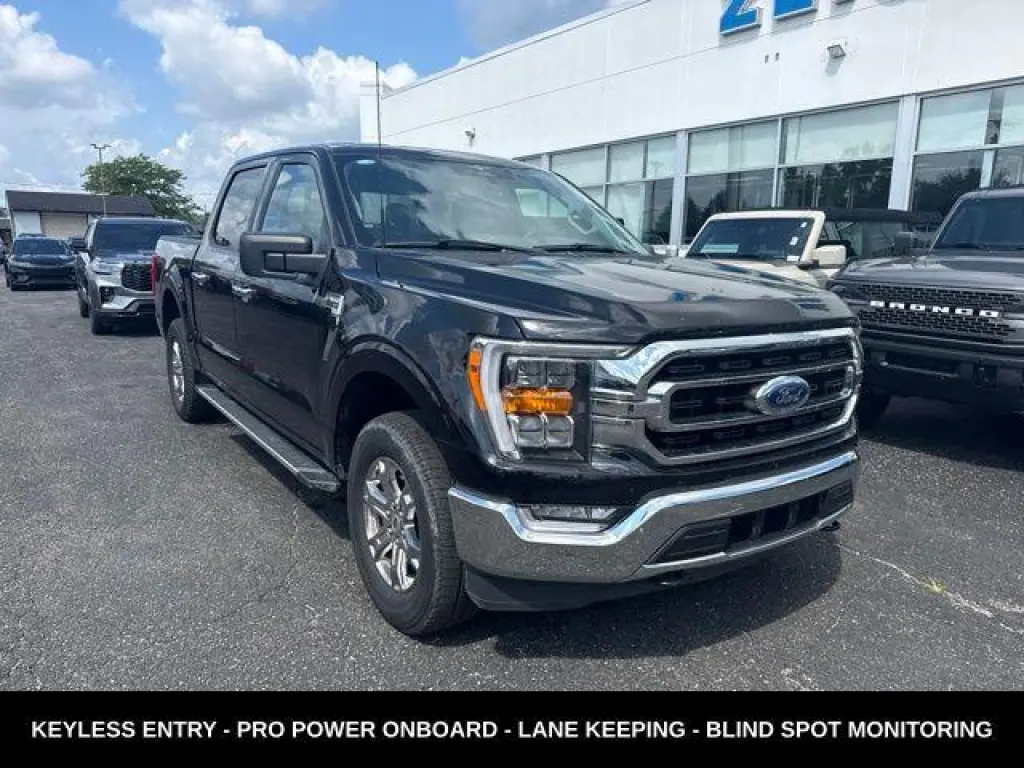 Ford F-150 2023 4x4 XLT 4p SuperCrew 5.5 ft. SB