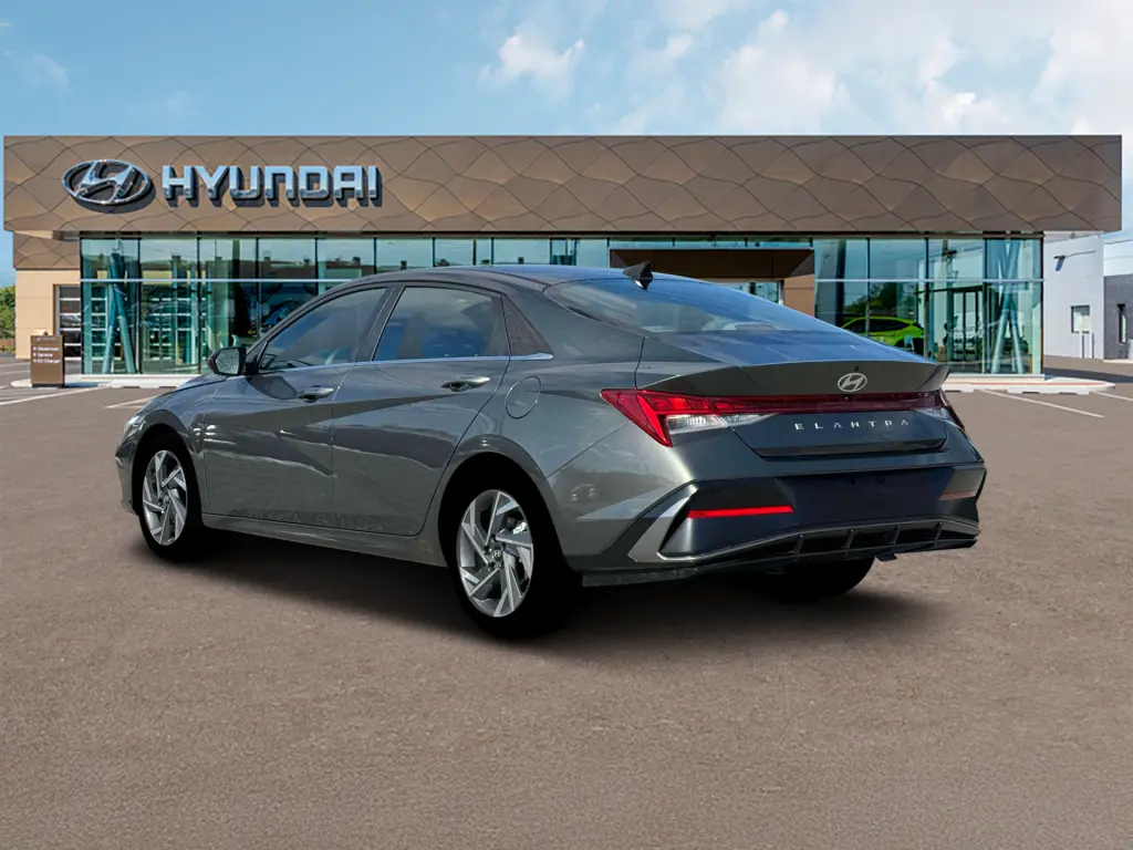 Hyundai ELANTRA 2025 SEL Confort 4p Sedan
