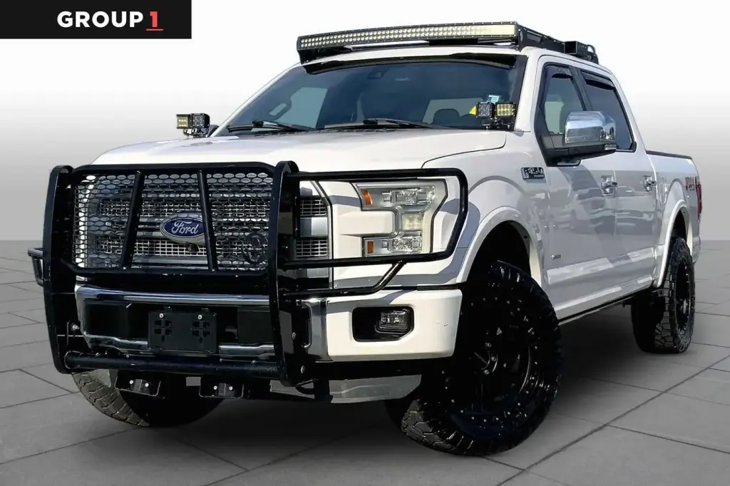 Ford F-150 2015 4x4 Platinum 4dr SuperCrew 5.5 ft. SB