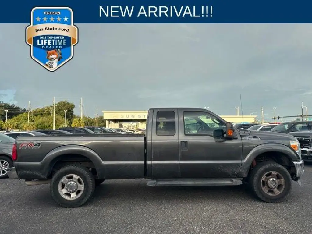 Ford F-250 Super Duty 2016 4x4 XLT 4p SuperCab 6.8 ft. SB Camioneta