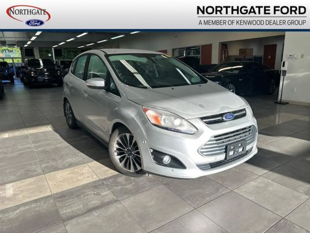 Ford C-MAX Hybrid 2018 Titanium 4p Familiar