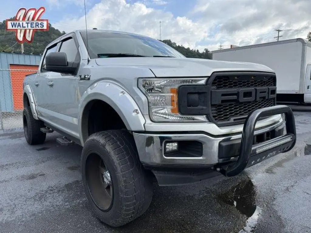 Ford F-150 2018 4x4 XLT 4p SuperCrew 5.5 ft. SB