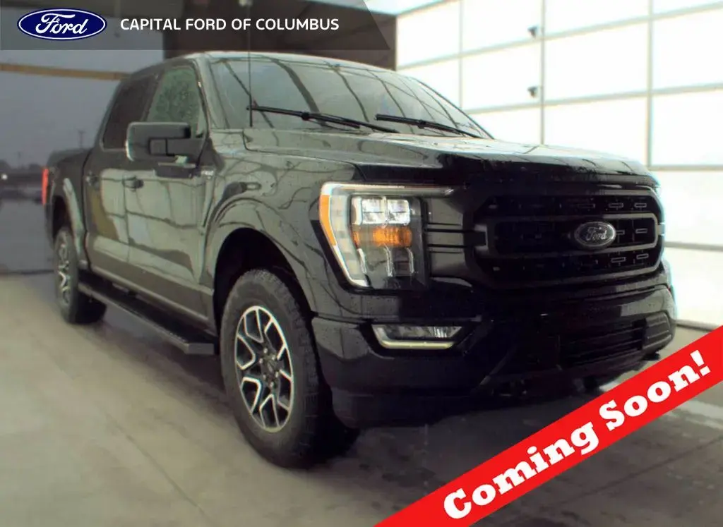 Ford F-150 2023 4x4 XLT 4 puertas SuperCrew batea de 5.5 pies