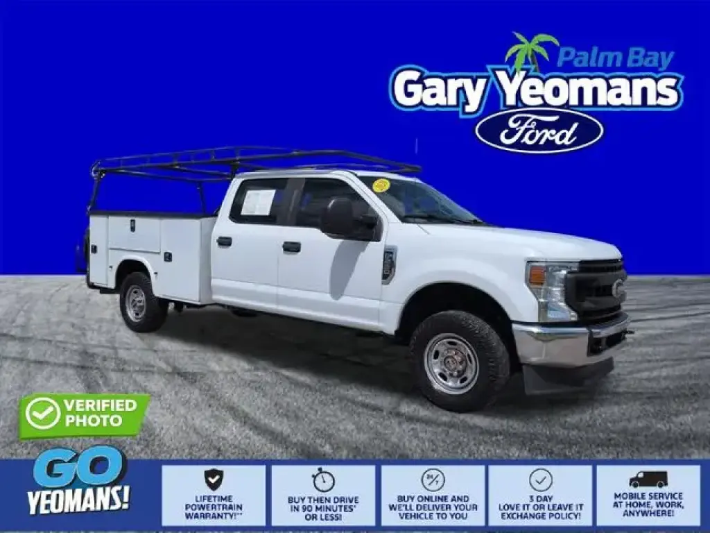 Ford F-250 Super Duty 2021 4x4 XL Cabina Doble (Crew Cab) de 4 puestas y caja larga (LB) de 8 pies