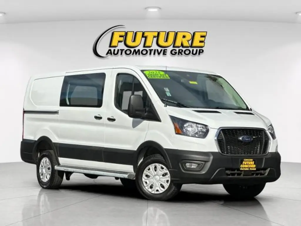 Ford Transit 2025 Furgón de Carga 250 de 3 puertas, Distancia Eje Corta (SWB), Techo Bajo