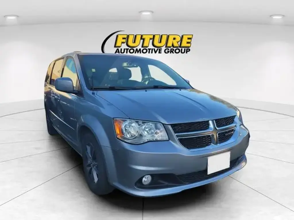 Miniván Dodge Grand Caravan 2017 SXT 4 puertas