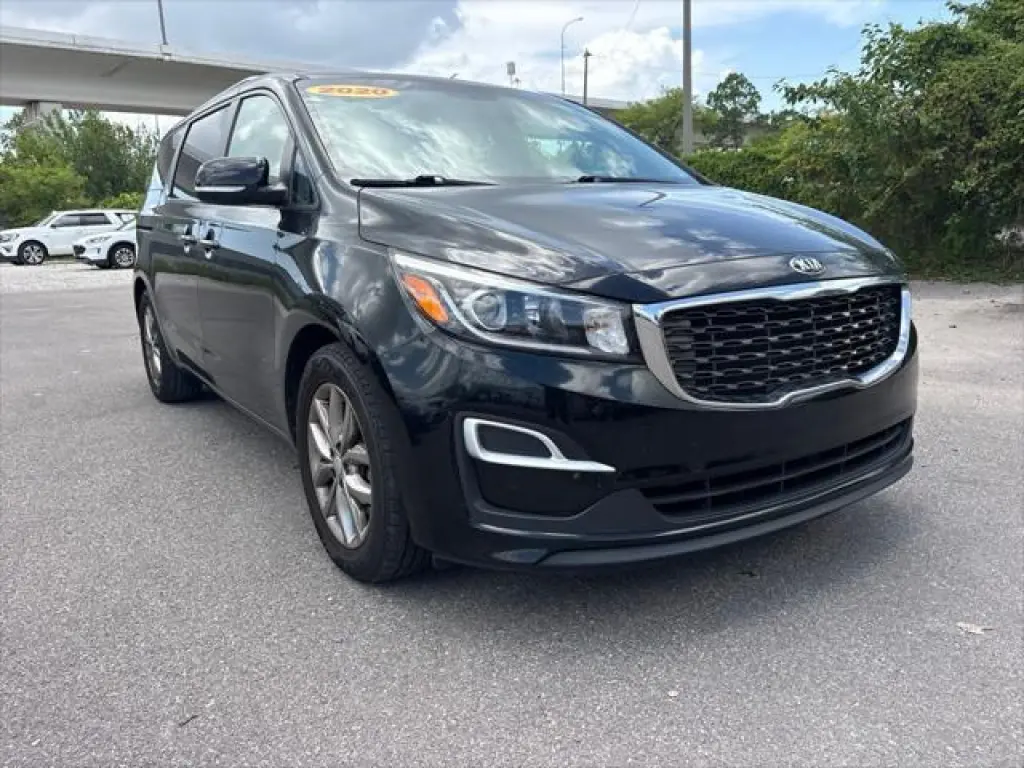 Kia Sedona 2020 EX Monovolumen de 4 puertas
