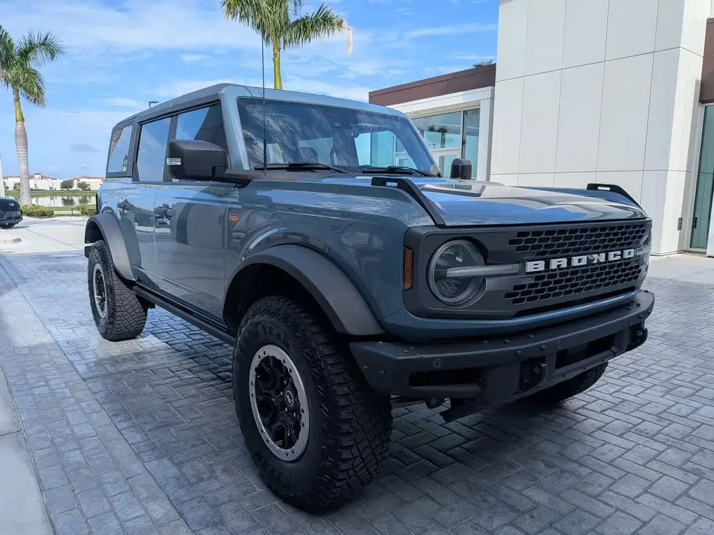 Ford Bronco 2022 4x4 Base Advanced SUV de 4 puertas