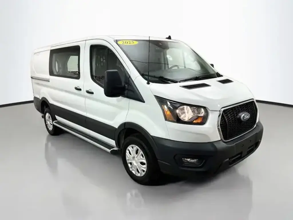 Ford Transit 2025 250 3 puertas SWB techo bajo furgoneta de carga