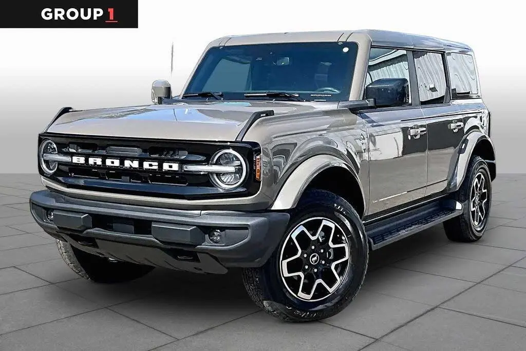 Ford Bronco 2025 4x4 Outer Banks SUV de 4 puertas