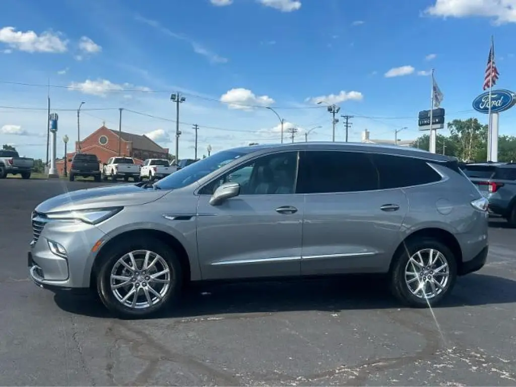 Buick Enclave 2023 Crossover Premium de 4 puertas