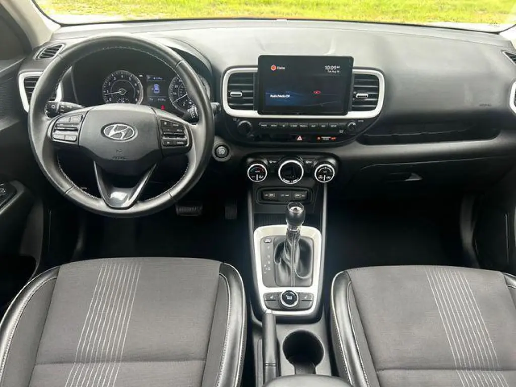 Hyundai VENUE 2022 Limited 4dr Crossover