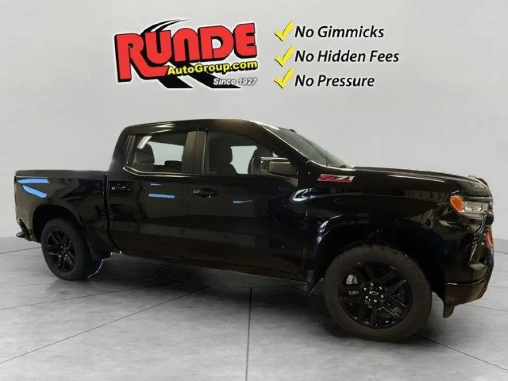Chevrolet Silverado 1500 2023 4x4 RST 4dr Crew Cab 5.8 ft. SB