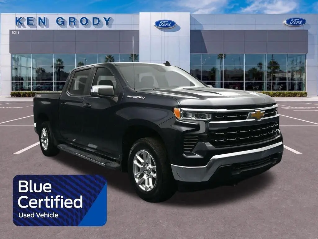 Chevrolet Silverado 1500 2023 4x4 LT 4p Crew Cab 5,8 ft. CB con 1LT