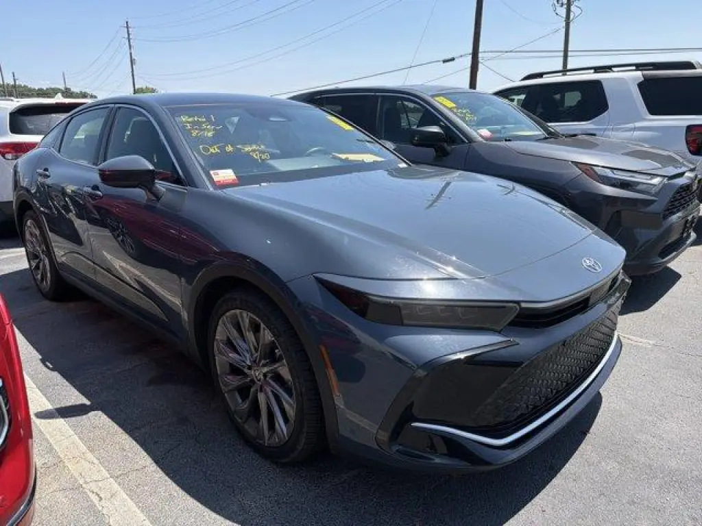 Toyota Crown 2025 AWD XLE 4p Sedan