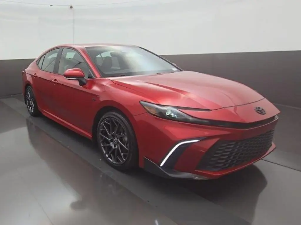 Toyota Camry 2025 SE 4p Sedan