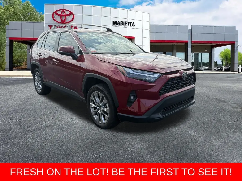 Toyota RAV4 2023 XLE Premium 4p SUV