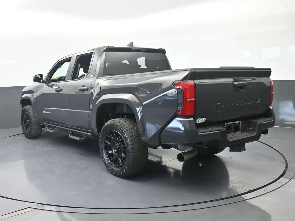 Toyota Tacoma 2025 4x2 SR5 4p Cabina Doble 5.0 ft SB