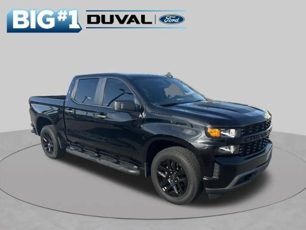 Chevrolet Silverado 1500 2020 4x2 Custom 4dr Crew Cab 5,8 ft. SB