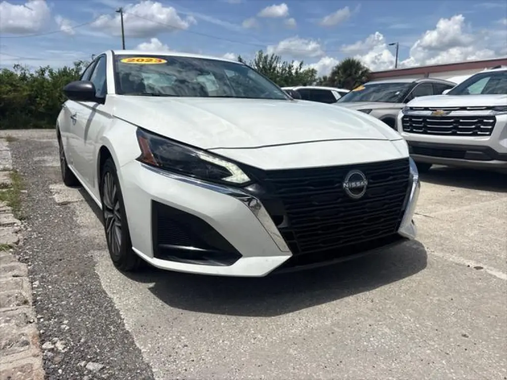 Nissan Altima 2025 2.5 SV 4p Sedan