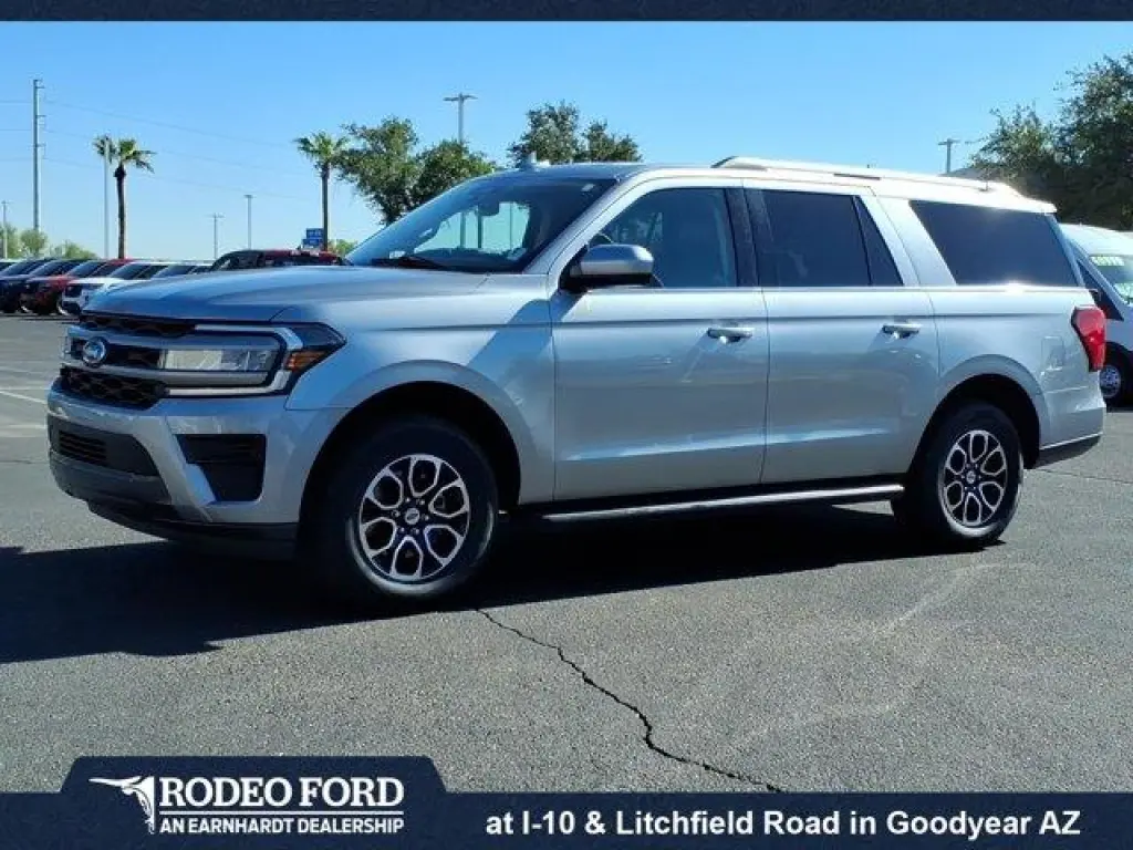 Ford Expedition MAX 2024 4x4 XLT 4p SUV