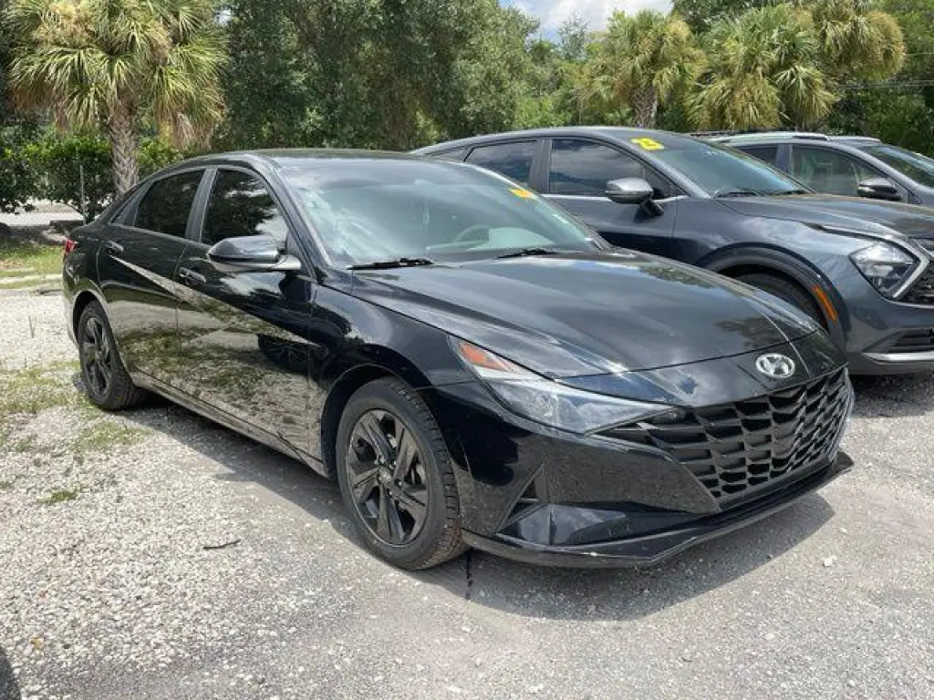 Hyundai ELANTRA 2021 SEL 4p Sedan