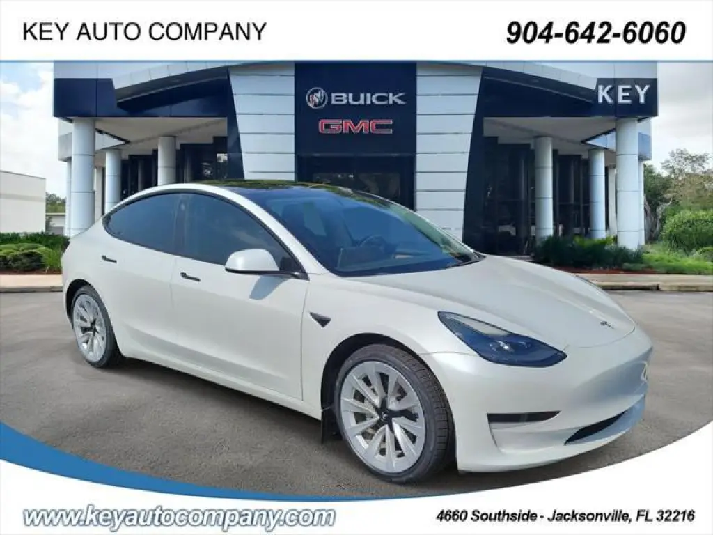 Tesla Model 3 2021 Standard Range Plus 4p Sedán