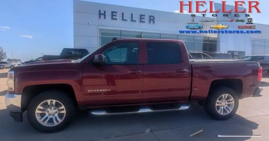 Chevrolet Silverado 1500 2017 4x4 LT 4p Camión Cabina Doble 5.8 pies CB
