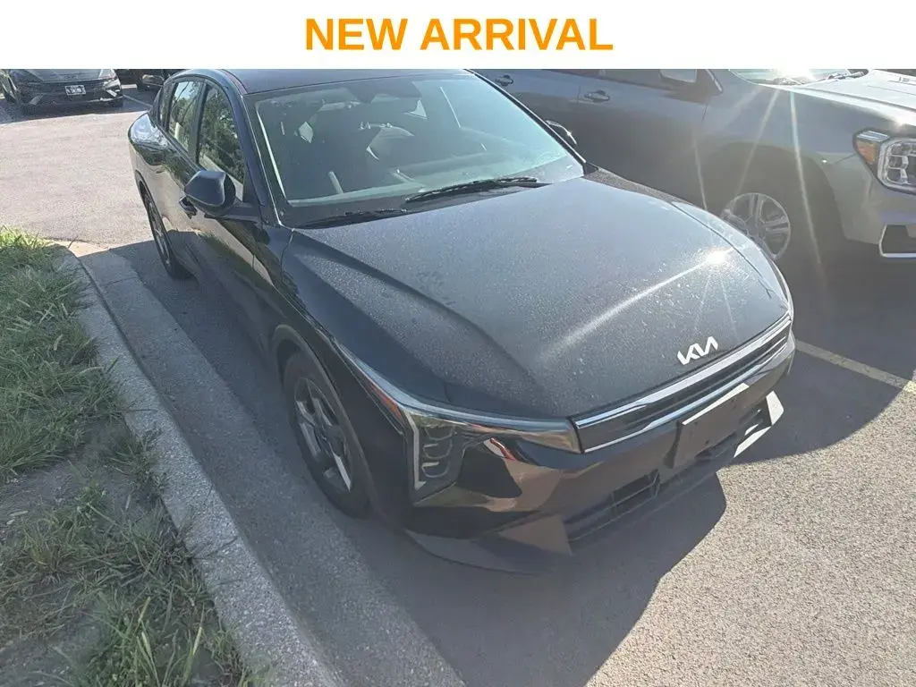 Kia K4 2025 LXS 4p Sedán