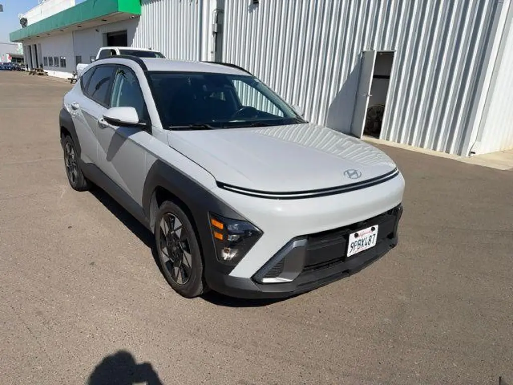 Hyundai KONA 2025 SEL Crossover de 4 puertas