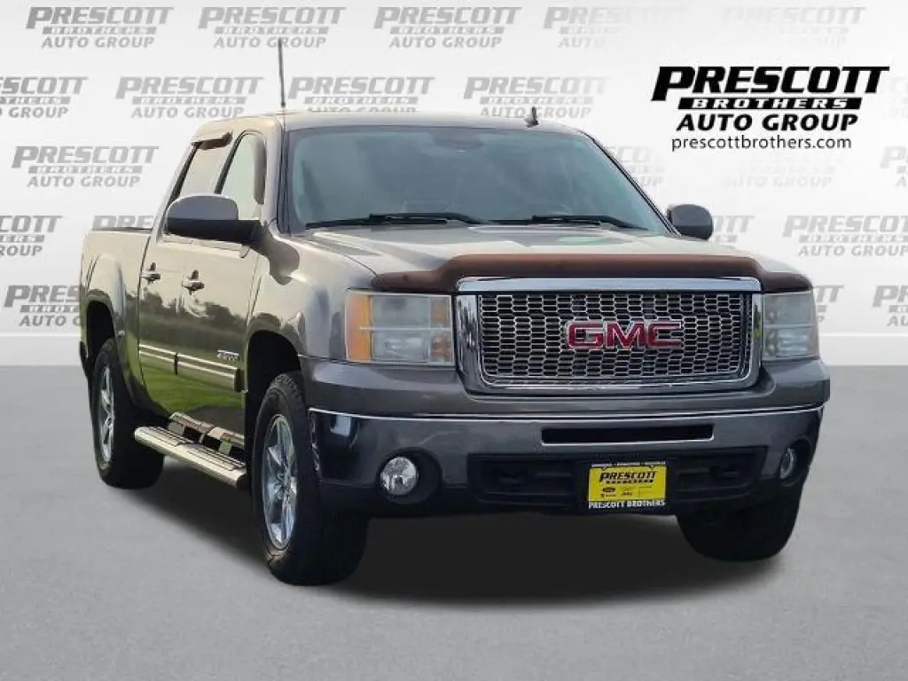 GMC Sierra 1500 2013 4x4 SLT Cabina Doble 4 pnas. Cama Corta de 5.8 pies