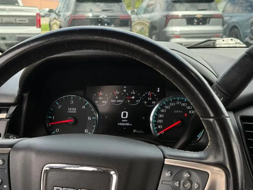 GMC Yukon 2018 4x4 Denali 4p SUV