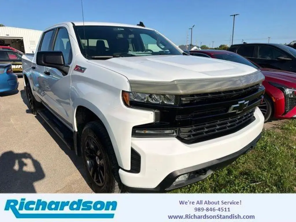 Chevrolet Silverado 1500 2020 4x4 RST 4p. Cabina Doble Estándar 5,8 pies. Caja Extendida