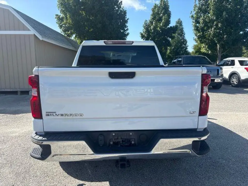Chevrolet Silverado 1500 2021 4x4 LT 4p. Cabina Completa 5.8 pies C. con 1LT