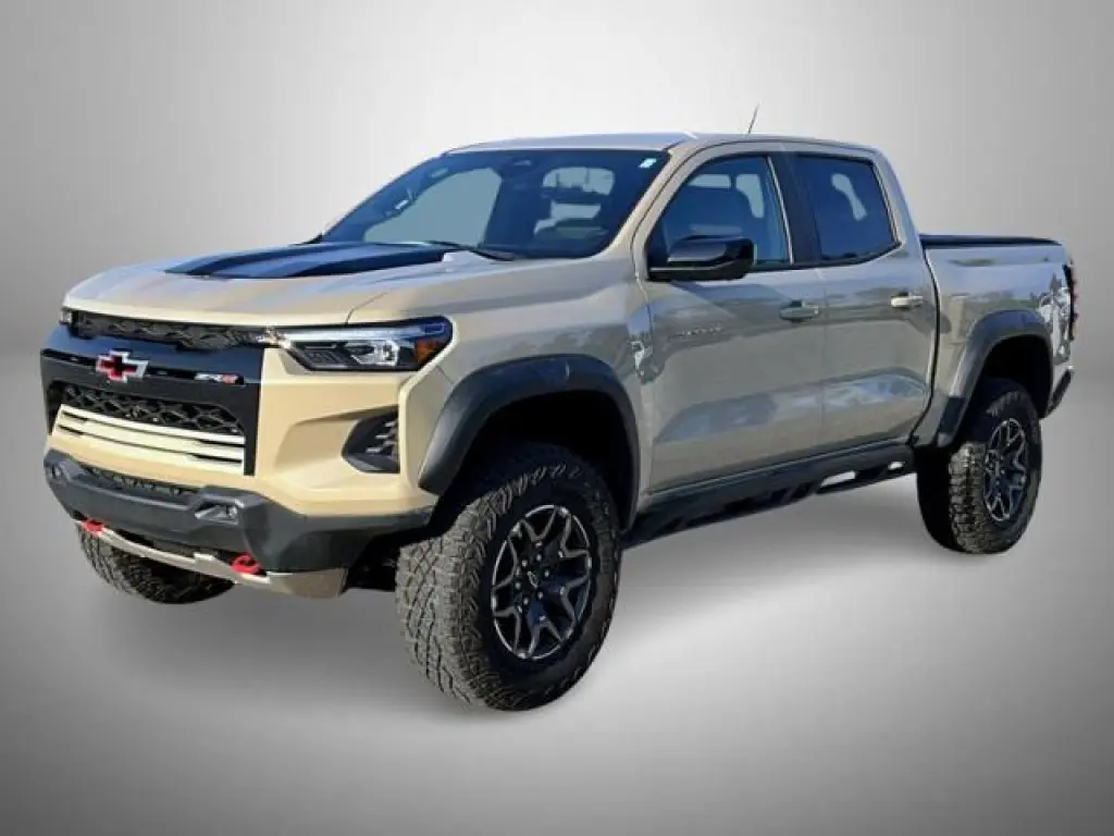 Chevrolet Colorado 2023 4x4 ZR2 4p Cabaína de Tripulante 5 pies ST