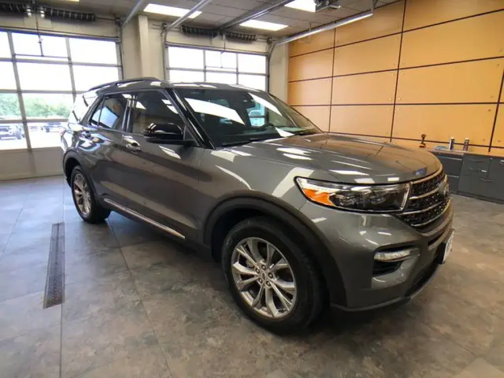 Ford Explorer 2023 AWD XLT 4p SUV