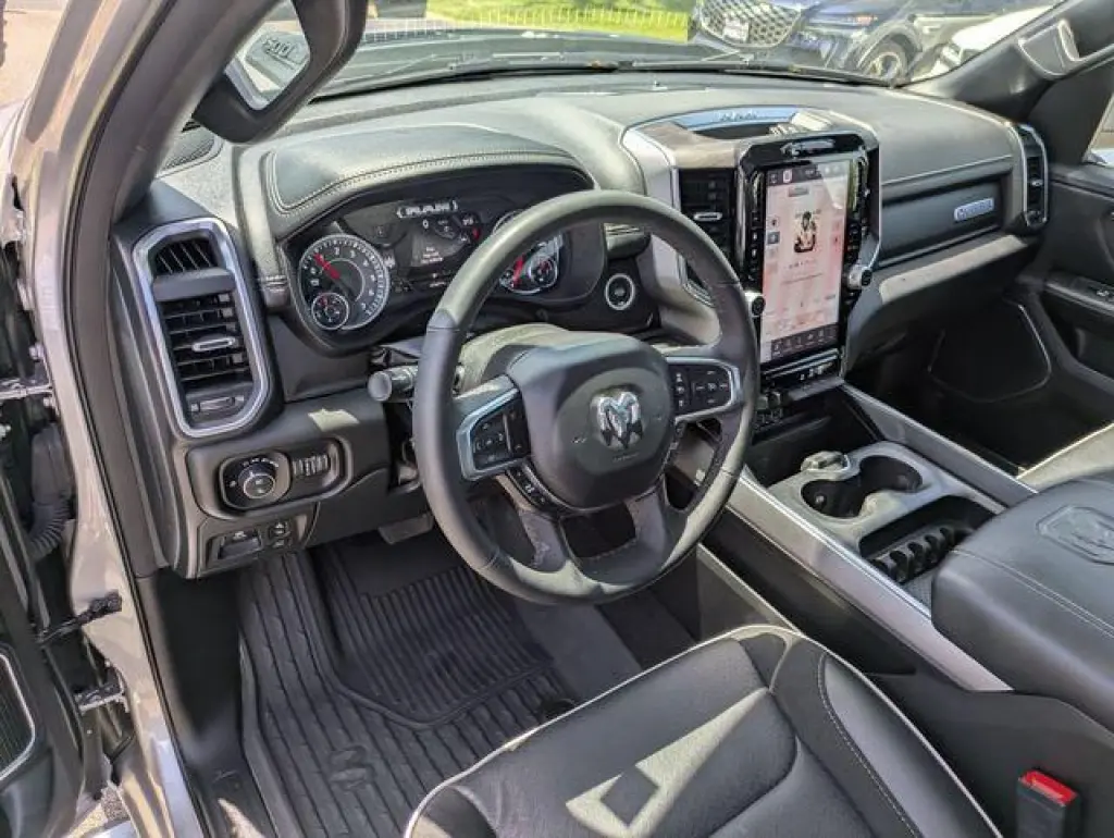Ram 1500 2025 4x4 Laramie 4dr Crew Cab 5.6 ft. SB Pickup