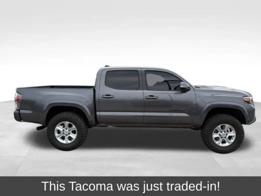 Toyota Tacoma 2021 4x2 TRD Sport 4p Doble Cabina 5.0 ft SB