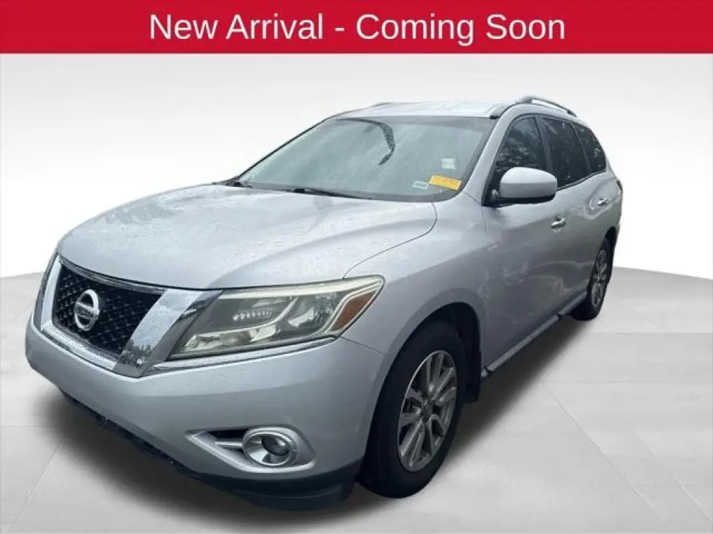 Nissan Pathfinder 2015 SV 4p SUV